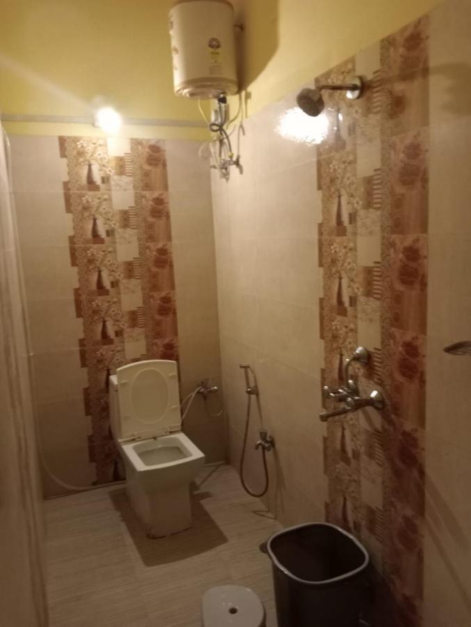 Gangotri Inn Varanasi Dış mekan fotoğraf